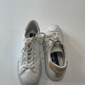 Golden goose pure star. Size 10. Good condition